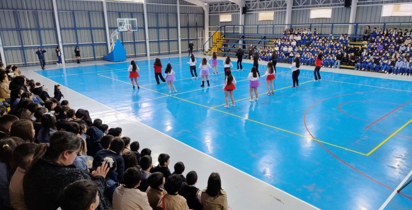 El Departamento de Educación Física realiza “recreo activo” para estudiantes de Primer Ciclo